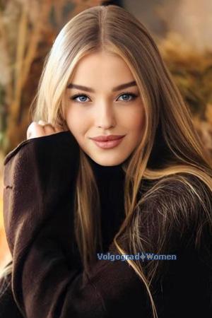 228179 - Diana Age: 19 - Ukraine